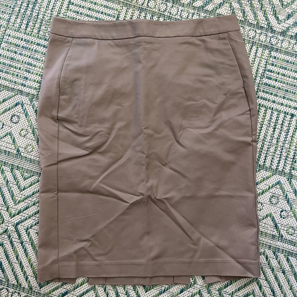 Gap Pencil Skirt 12 Tan Stretch Shiny Cotton Pockets Back Zipper Classic NWOT